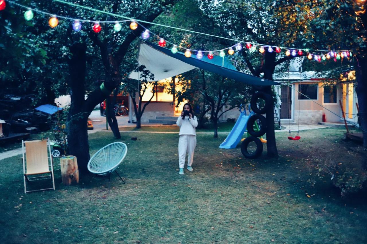Dragonfly Gardens - The Wagons Hotel Braşov Eksteriør billede